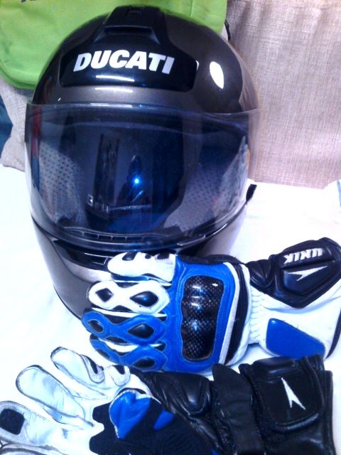 Equipacion de moto chica/niño