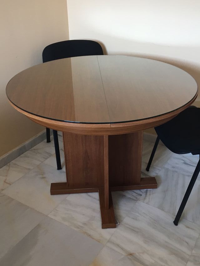 Mesa redonda comedor extensible con cristal de segunda mano por 99 ... Mesa redonda comedor extensible con cristal de segunda mano por 99 ...