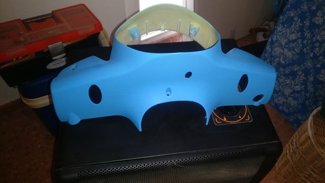 Full dip azul luminoso