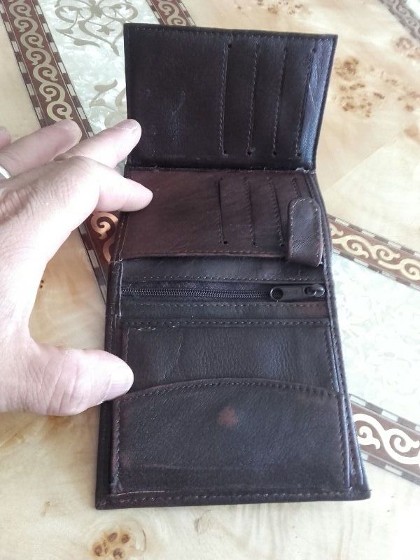 vendo cartera y juego porta vasos boliviana