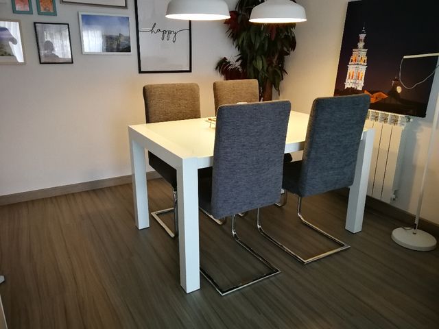 Conjunto mesa y sillas comedor de segunda mano por 350 € en ... Conjunto mesa y sillas comedor de segunda mano por 350 € en ...