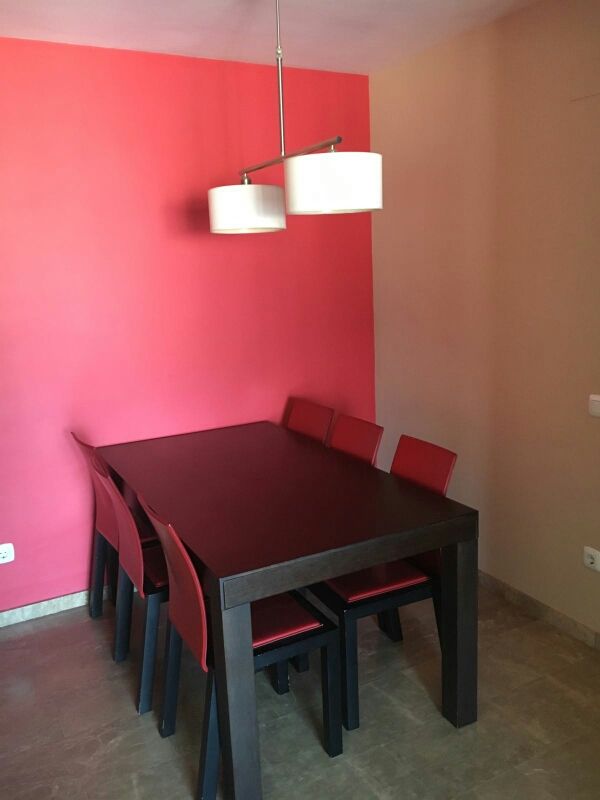 Mesa, sillas y lampara comedor de segunda mano por 400 € en ... Mesa, sillas y lampara comedor de segunda mano por 400 € en ...