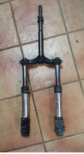 horquilla Aprilia sr 50cc