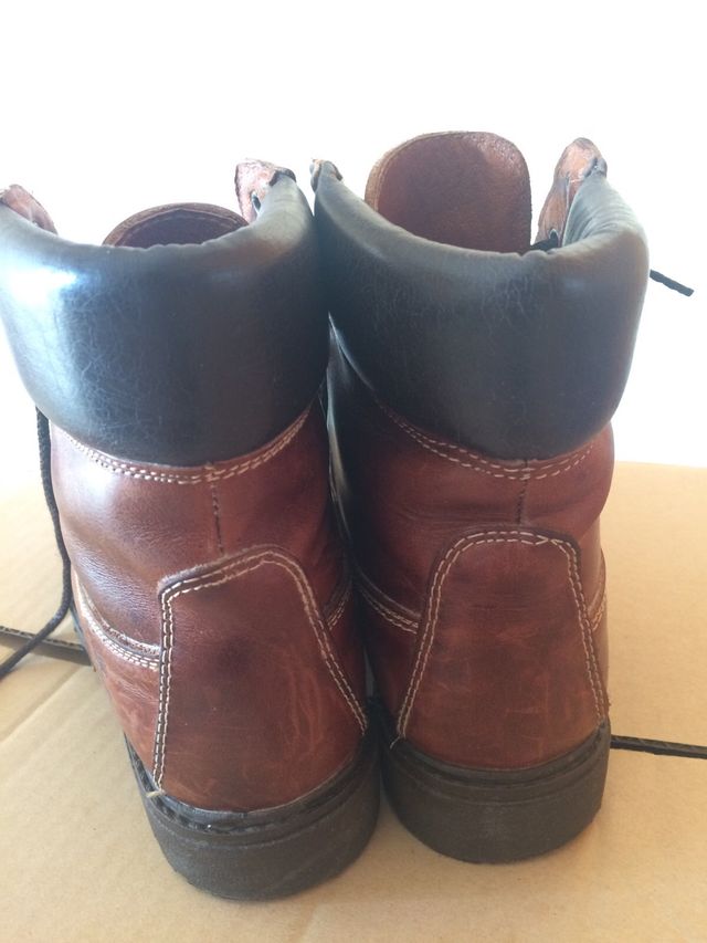 Botas marrones de piel de la marca nature