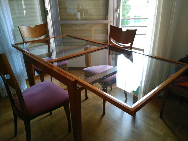 Mesa extensible para comedor de madera y cristal de segunda mano por ... Mesa extensible para comedor de madera y cristal de segunda mano por ...