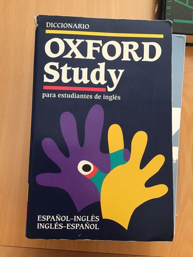 Diccionarios Larousse, Oxford ingles y Catalan