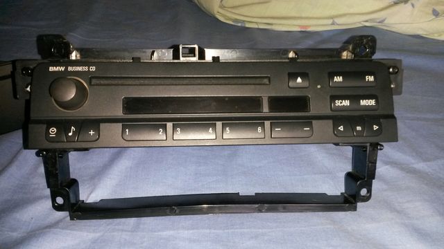 mueble para radio e46