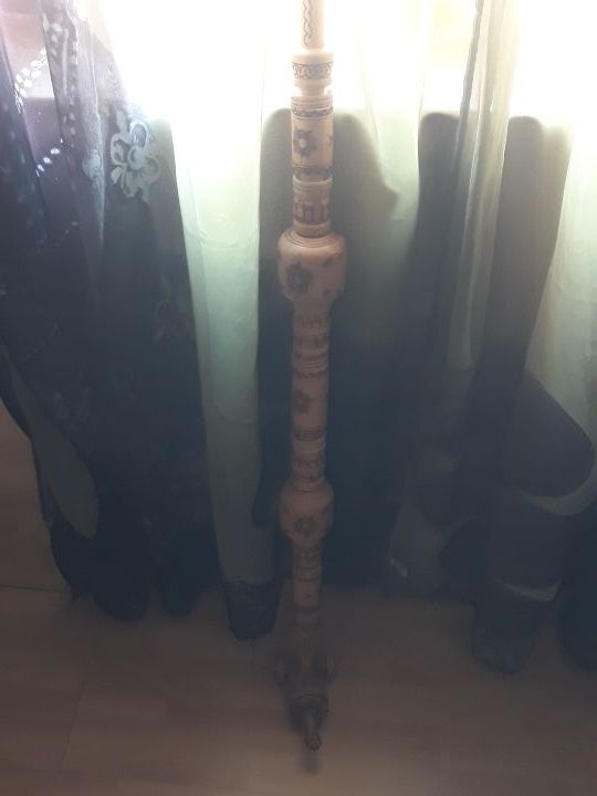 pipa decoracion en madera tallada