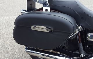 Alforjas originales Harley davidson. de segunda mano por 600 EUR en Santiga  en WALLAPOP