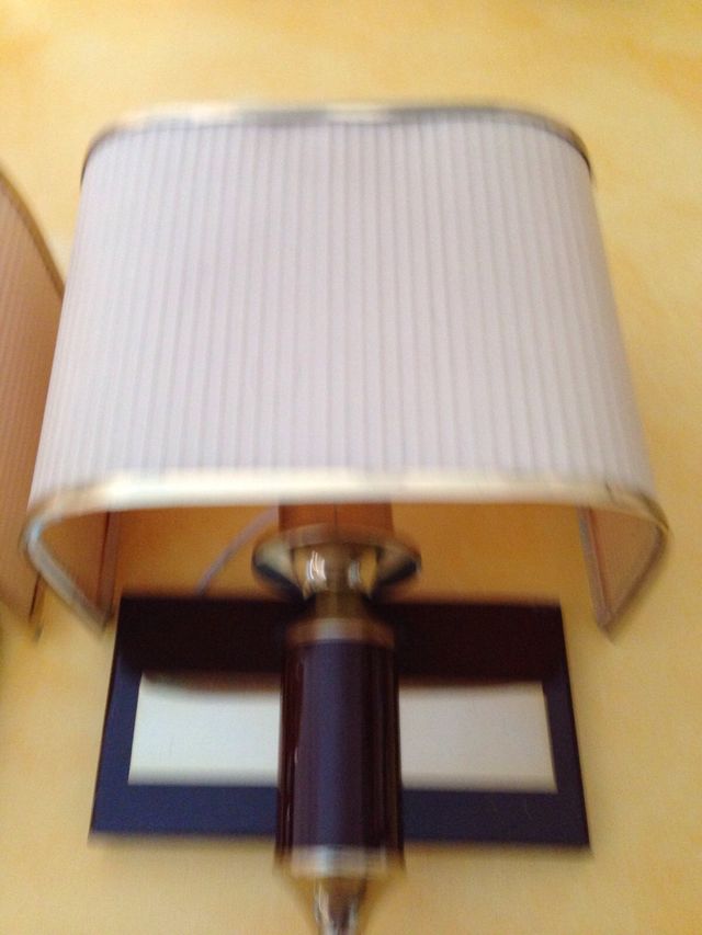 Dos apliques de pared