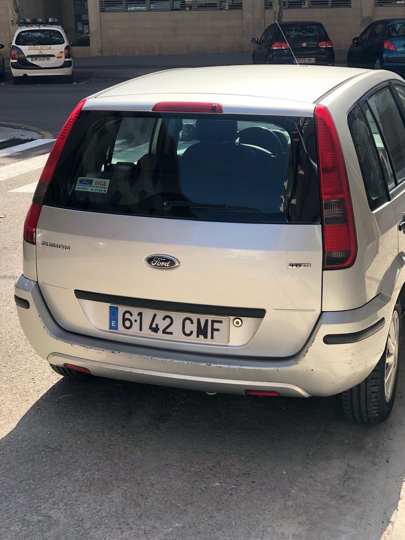Ford Fusion 2003 - foto 1