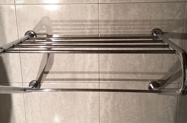 Estanteria toallero cuarto de baño de segunda mano por 20 € en ... Estanteria toallero cuarto de baño de segunda mano por 20 € en ...