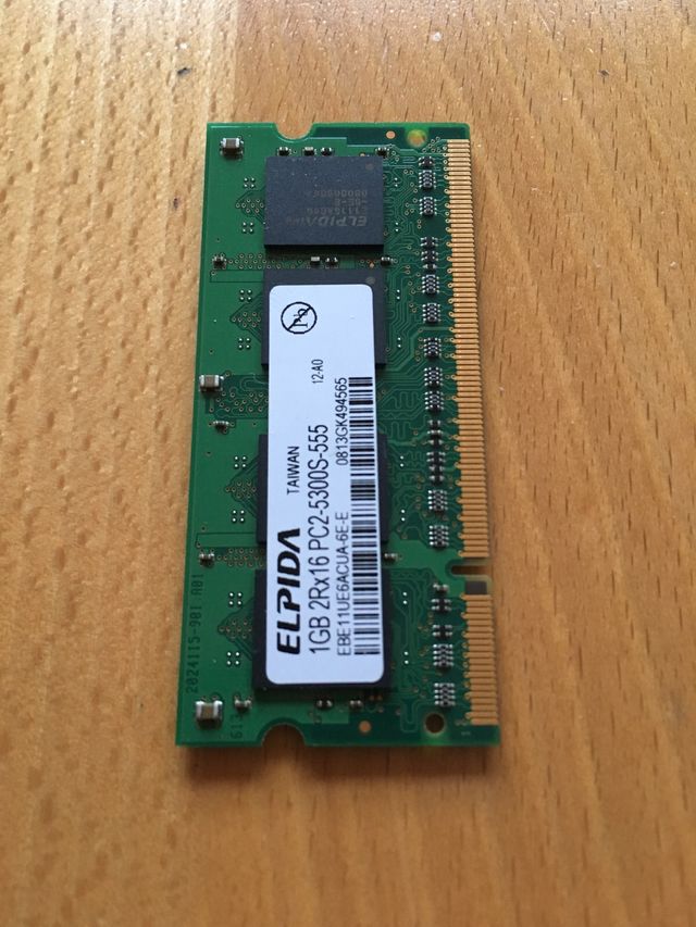 Memoria RAM 1 Gb PC2-5300S-555