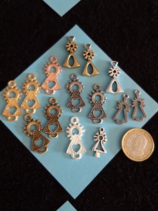 Perspicaz Premedicación Adaptado Abalorios Virgen del Pilar de segunda mano por 6 € en Zaragoza en WALLAPOP Perspicaz Premedicación Adaptado Abalorios Virgen del Pilar de segunda mano por 6 € en Zaragoza en WALLAPOP