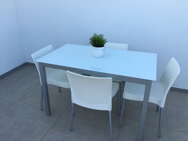 Venta de mesa y sillas de cocina de segunda mano por 150 € en ... Venta de mesa y sillas de cocina de segunda mano por 150 € en ...