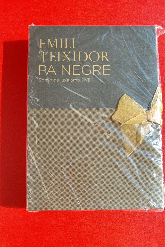 PA NEGRE, LLIBRE + DVD NOU A ESTRENAR, PRECINTAT 