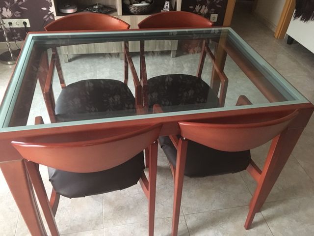 Conjunto mesa y sillas comedor de segunda mano por 180 € en ... Conjunto mesa y sillas comedor de segunda mano por 180 € en ...