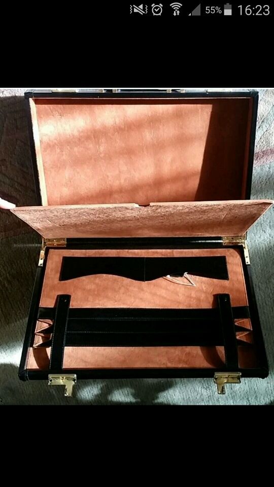 3 Maletines de piel  nuevos!!