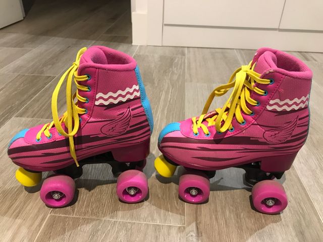 Lote Patines 34-35 y Casco con caja