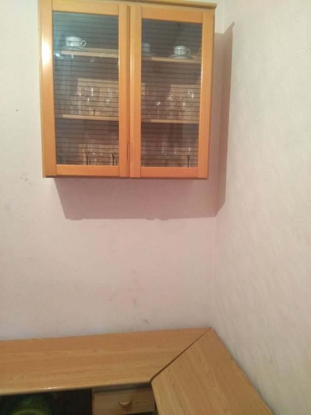 Mueble comedor esquinero con vitrina de segunda mano por 40 € en L ... Mueble comedor esquinero con vitrina de segunda mano por 40 € en L ...