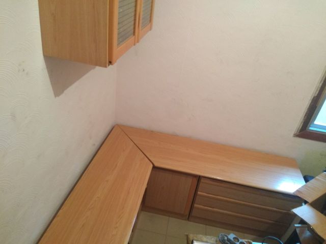 Mueble comedor esquinero con vitrina de segunda mano por 40 € en L ... Mueble comedor esquinero con vitrina de segunda mano por 40 € en L ...
