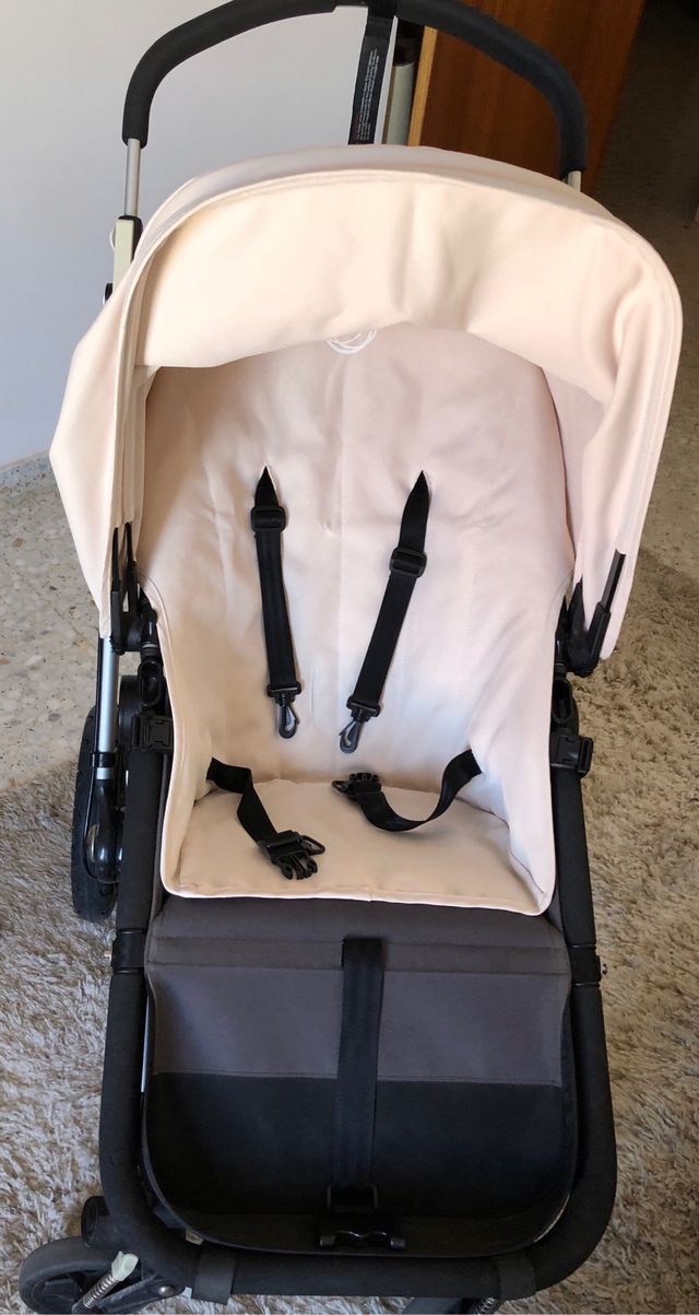 Carro bebé bugaboo beige y gris oscuro completo