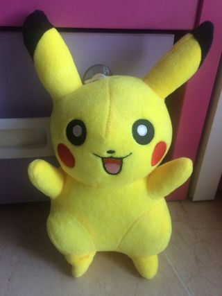 peluche pikachu el corte ingles