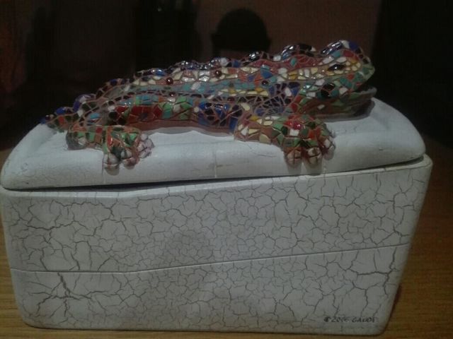 caja de porcelana Gaudi