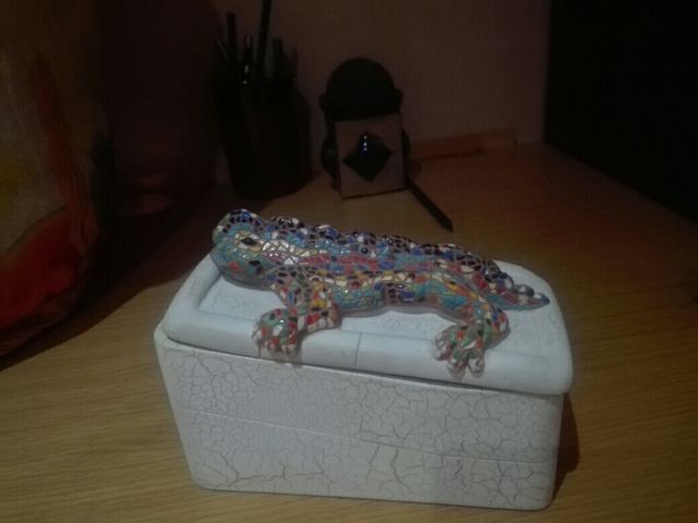 caja de porcelana Gaudi