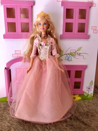 barbie la princesa y la costurera muñecas
