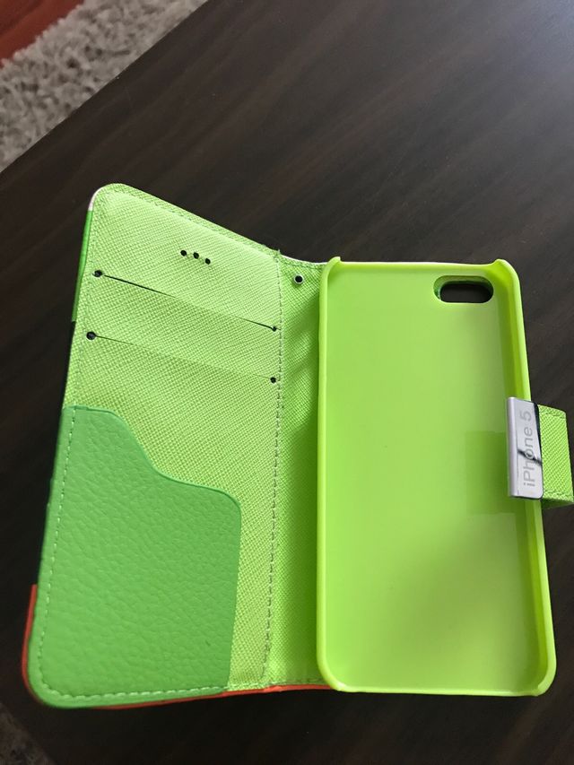 Funda iPhone 5 y 5s de cuero a estrenar