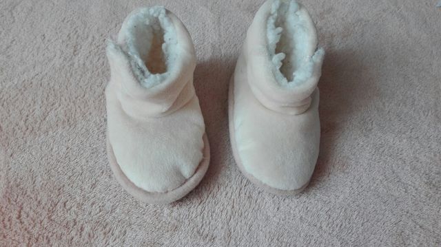 zapatillas de estar por casa bebé