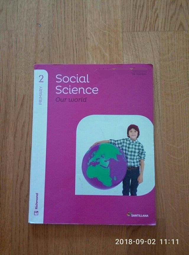 Libro escolar Social Science 2 Primaria Santillana