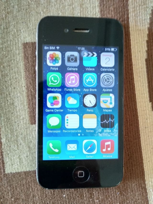 IPHONE 4 S  + CABLE _PERFECTO