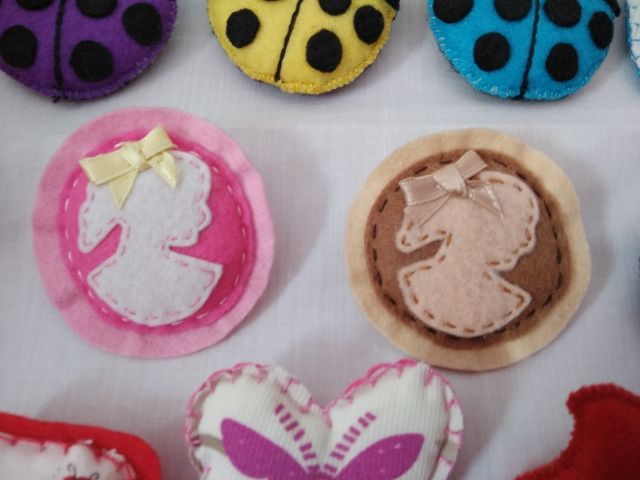 Broches de fieltro