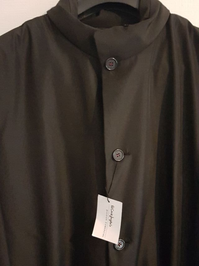 Gabardina de hombre.