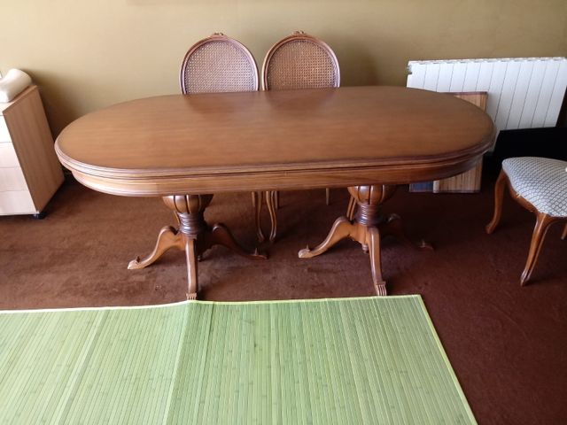 Mesa comedor roble mazizo de segunda mano por 200 € en Santander en ... Mesa comedor roble mazizo de segunda mano por 200 € en Santander en ...
