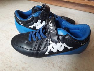 Botas fútbol Kappa Núm.31 de segunda mano por 8 EUR en Sant Feliu de  Llobregat en WALLAPOP