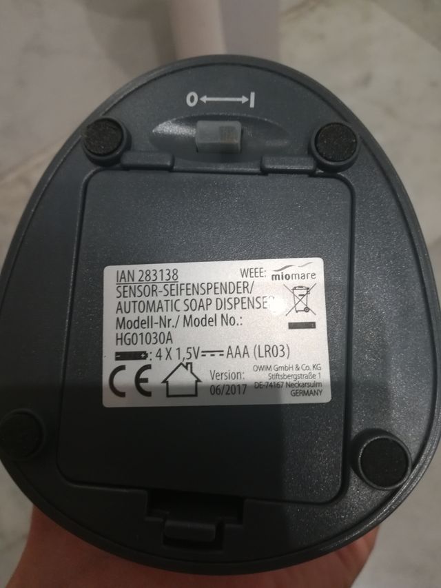 2 dispensadores de jabón