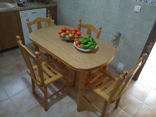 Mesa cocina madera de segunda mano por 50 € en Librilla en WALLAPOP Mesa cocina madera de segunda mano por 50 € en Librilla en WALLAPOP