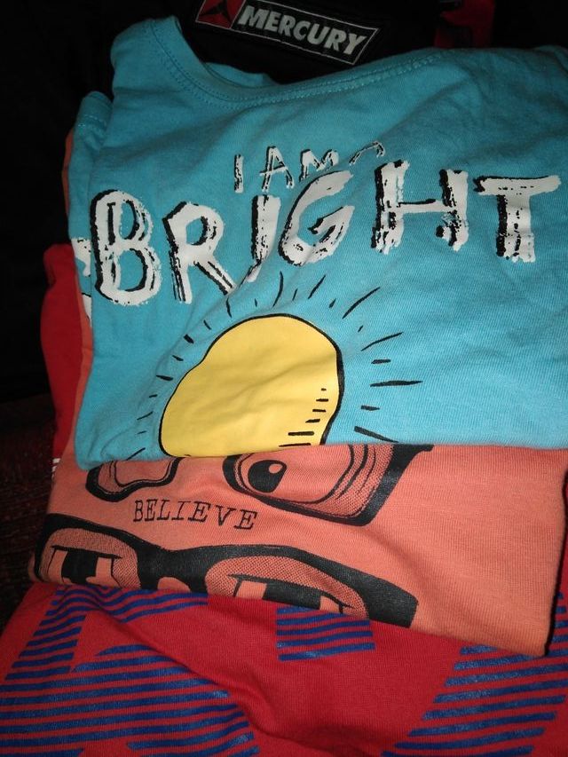 LOTE DE 30 CAMISETAS TALLA 8-10 NIÑO NIÑA