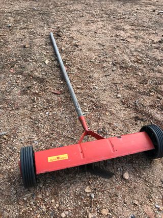 Rastrillo para cesped de segunda mano en WALLAPOP