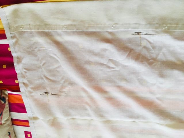 Cortina de lino con motivos marrones