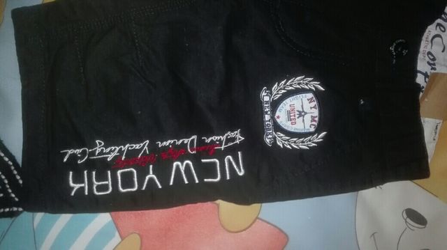 Pantalon corto de niño talla 4