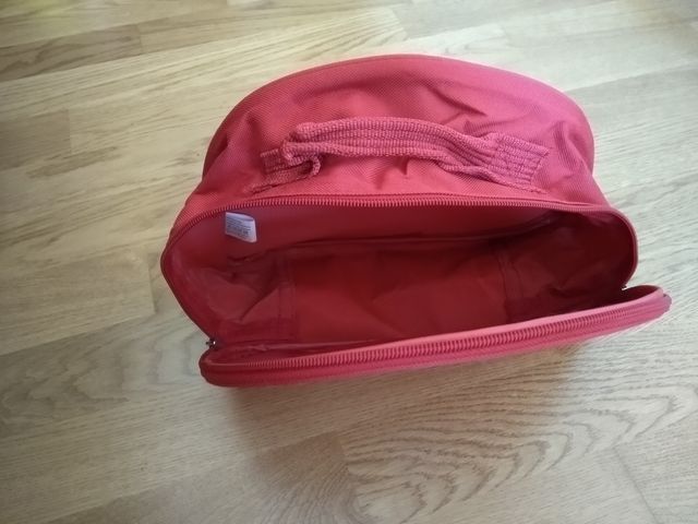 NUOVA borsa da toilette