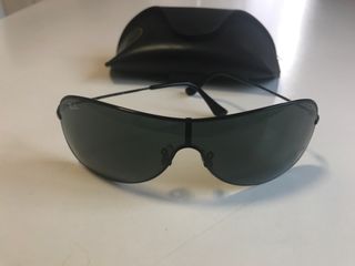 Gafas Ray Ban de segunda mano por 25 € en Alcalá de Henares Gafas Ray Ban de segunda mano por 25 € en Alcalá de Henares