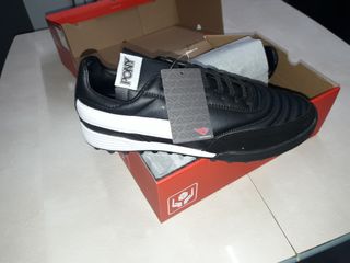 Zapatillas futbol multitaco marca Pony de segunda mano por 16 EUR en  Torrejón de Ardoz en WALLAPOP