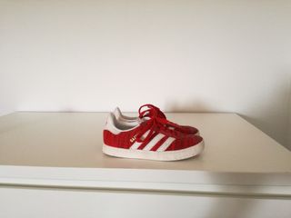 {keywor d} zapatillas adidas 28