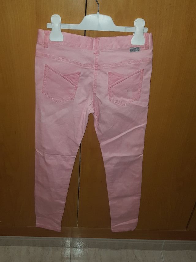 Pantalon nuevo marca boboli talla 8 años