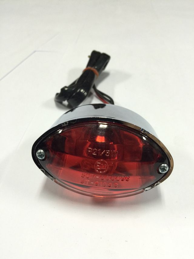 Piloto trasero Universal oval